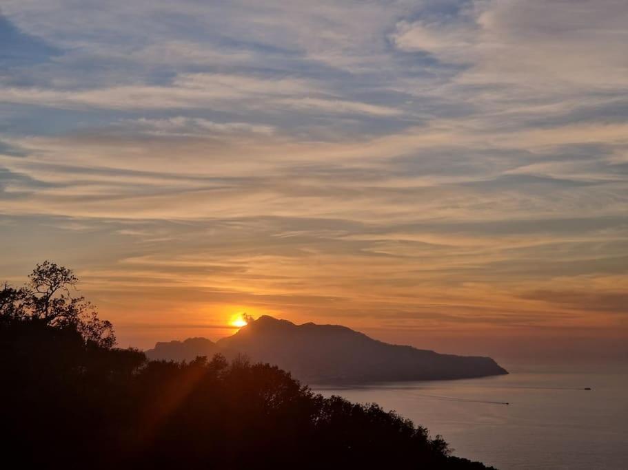 Villa Sun & Relax, Relaxing Location With Seaview Massa Lubrense Exterior foto
