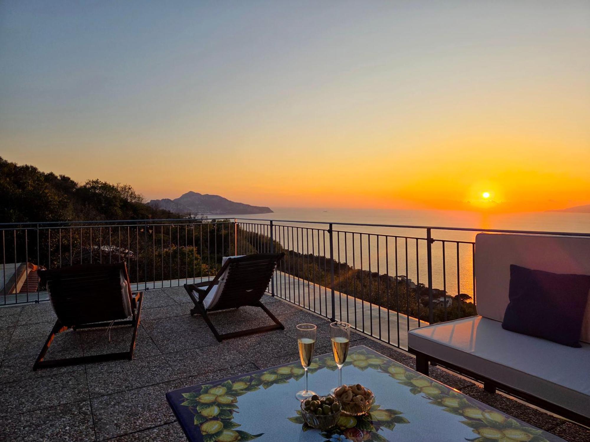 Villa Sun & Relax, Relaxing Location With Seaview Massa Lubrense Exterior foto